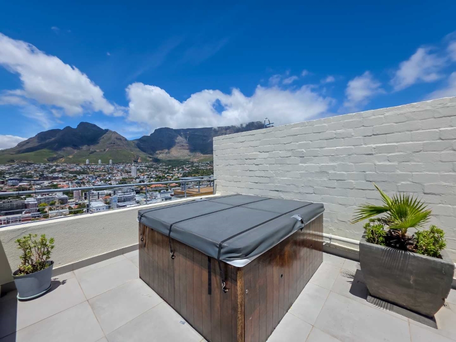 2 Bedroom Property for Sale in Bo Kaap Western Cape